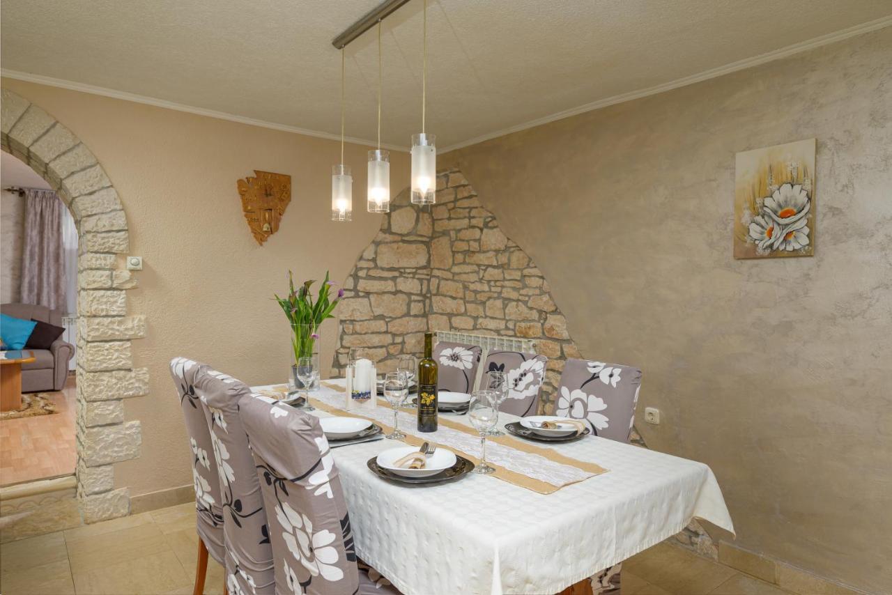 Holiday Apartment Ariella Krizanici Extérieur photo